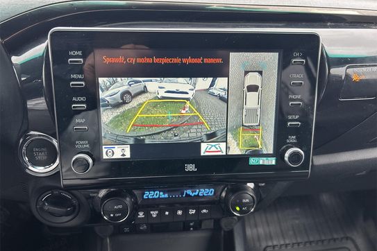 Toyota HiLux Double Cab Invincible 4x4 AT