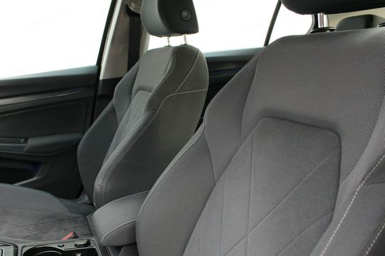 Volkswagen Golf VIII 1.5 TSI EVO Style