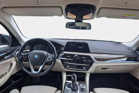 BMW Seria 5 520d xDrive mHEV Luxury Line aut