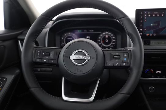 Nissan Qashqai N-Connecta 1.3 DIG-T mHEV