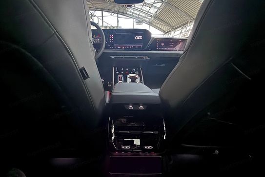 Audi A6 TDI quattro S line Avant