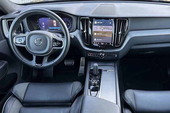 Volvo XC60 B4 B R-Design aut
