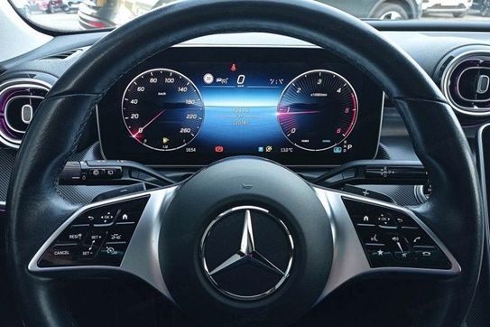 Mercedes Klasa C Kombi 220 d 4MATIC Avantgarde