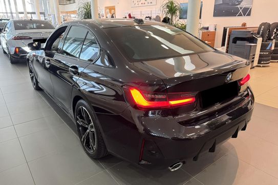 BMW Seria 3 318i M Sport