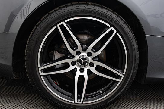 Mercedes Klasa E E 300 Coupe 2.0 9G-TRONIC