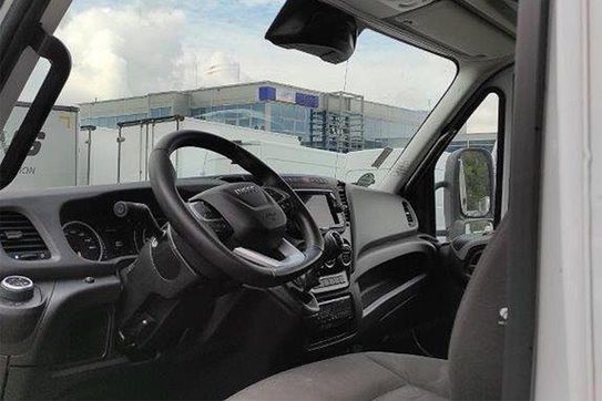 Iveco Daily 70C18 Zabudowa + Tył spanie