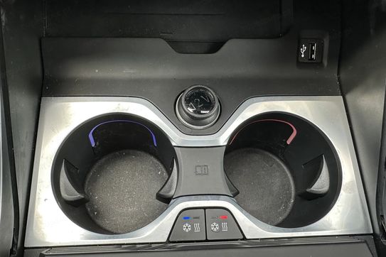 BMW X5 M60i