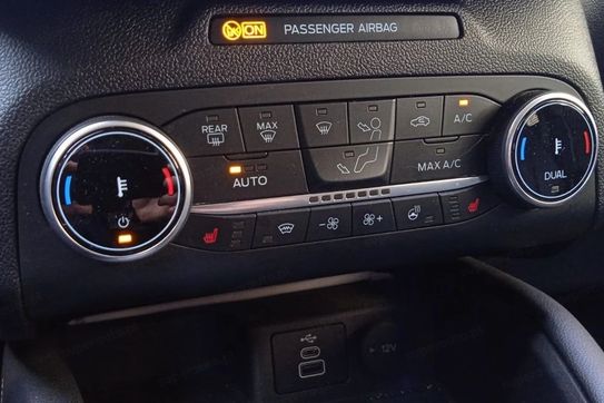 Ford Kuga 2.5 FHEV 4x4 Vignale