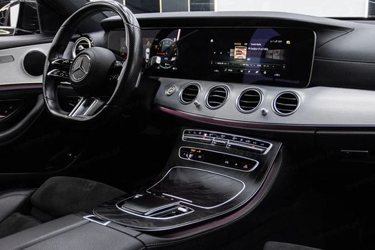 Mercedes E Klasa 300 e 4MATIC AMG/Avantgarde