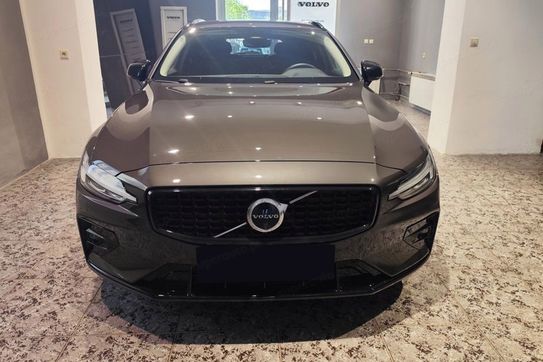 Volvo V60 T6 AWD Plug-In Hybrid Plus Dark