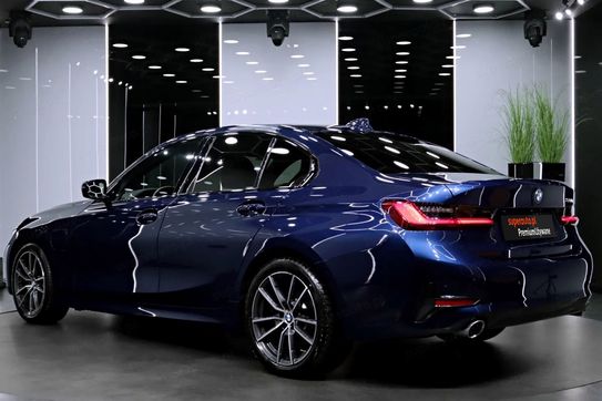 BMW Seria 3 330e Sport Line aut