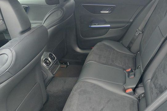 Mercedes C Klasa 200 4-Matic AMG