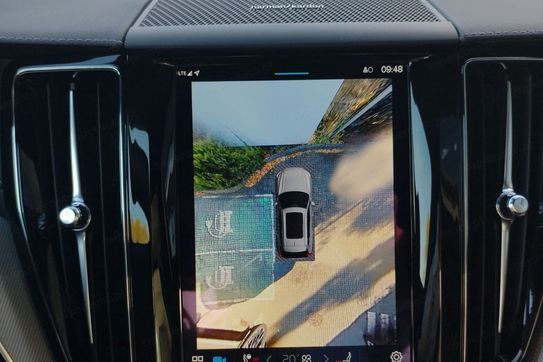 Volvo XC60 T8 Plug-In Hybrid AWD Ultra Black Edition aut