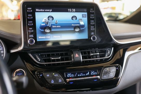 Toyota C-HR 1.8 Hybrid Executive