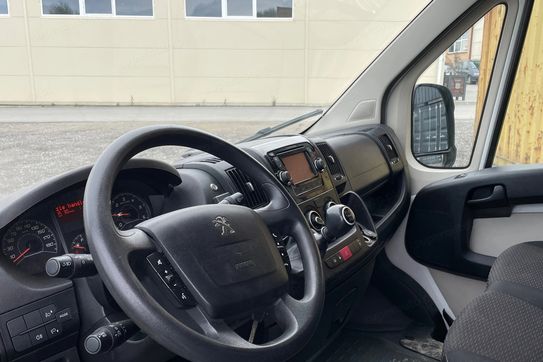 Peugeot Boxer 2.2 BlueHDi L3H2