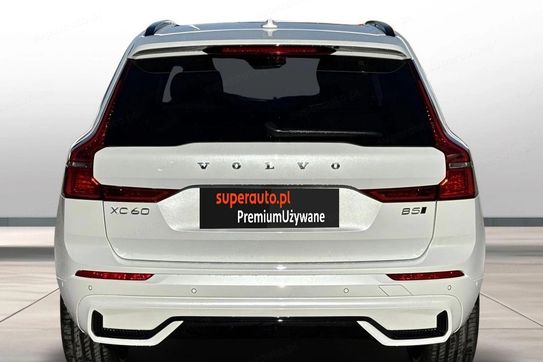 Volvo XC60 B5 B AWD Plus Dark