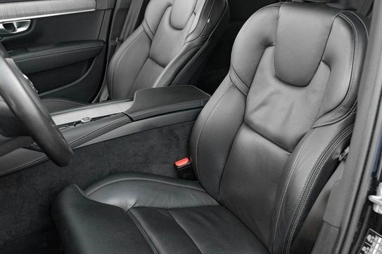 Volvo V90 Cross Country B5 D AWD Pro
