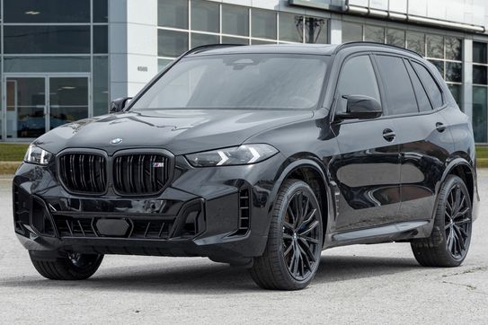BMW X5 M60i