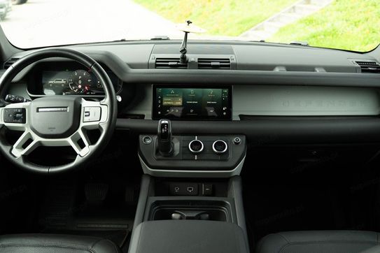 Land Rover Defender 110 Hardtop 3.0 D300 mHEV