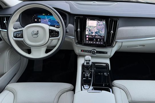 Volvo V90 T6 AWD Plug-In Hybrid Plus Dark aut