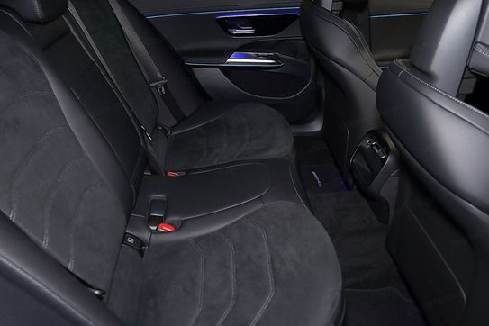 Mercedes E Klasa 220 d 4-Matic AMG