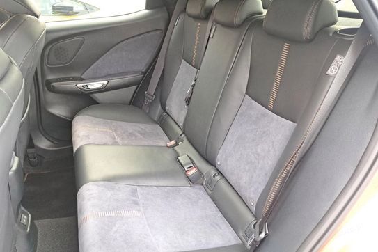 Lexus LBX 1.5 Hybrid Cool