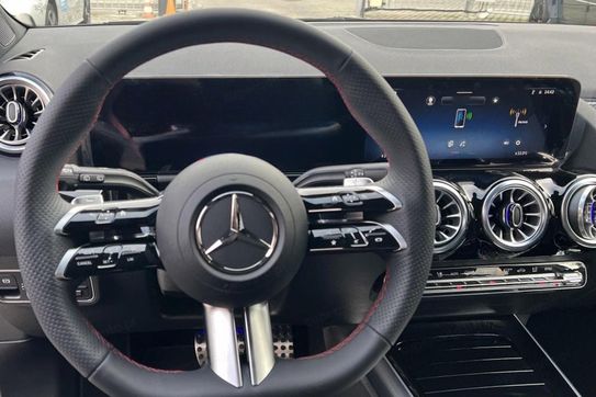 Mercedes GLA 200 AMG Line