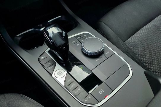 BMW Seria 1 118i Advantage