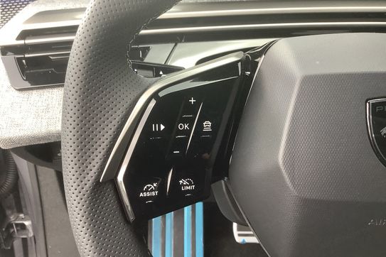 Peugeot 3008 GT 1.2 mHEV e-DCS6