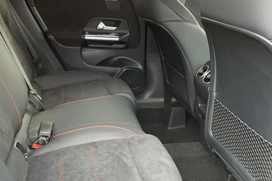Mercedes GLA 200 AMG Line