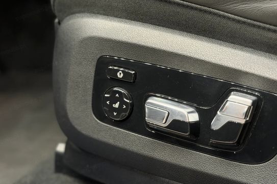 BMW XM PHEV