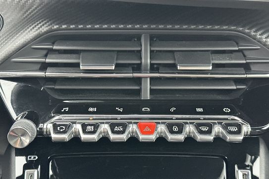 Peugeot 2008 GT 1.2 PureTech EAT8