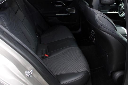 Mercedes Klasa C 300 4MATIC AVANTGARDE