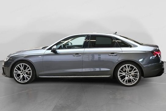 Audi A4 40 TFSI quattro S Line