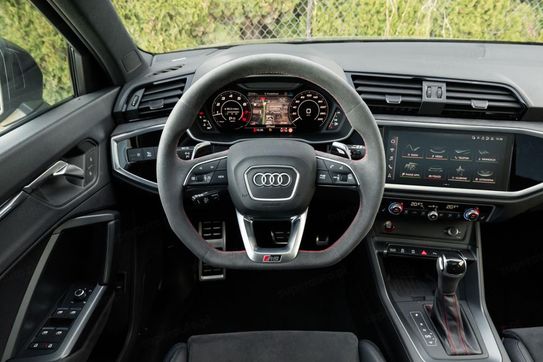Audi Q3 RS S tronic