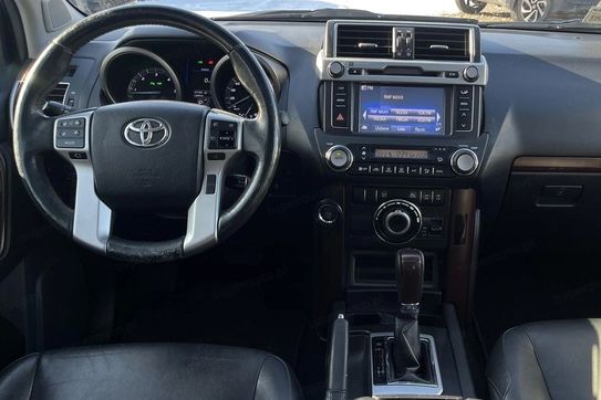 Toyota Land Cruiser LC 2.8 D-4D Invincible aut