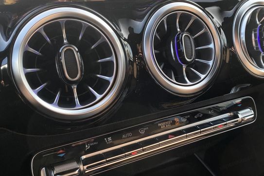 Mercedes GLA 200 AMG Line