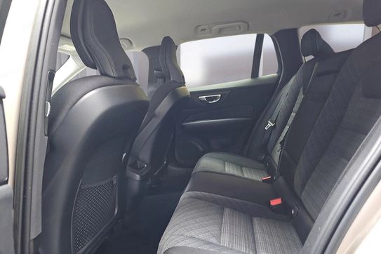 Volvo V60 B3 B Core aut