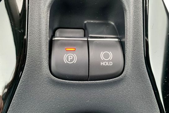 Toyota Corolla Comfort 1.5 benzyna