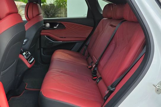 Omoda 9 1.5 Super Hybrid AWD