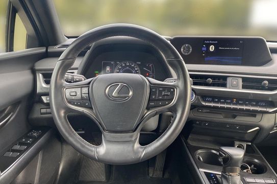 Lexus UX 250h F Impression 2WD