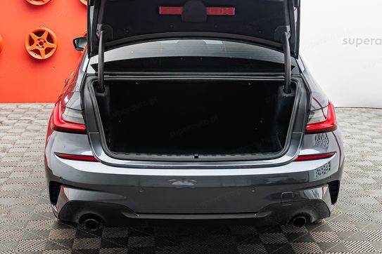 BMW Seria 3 318d