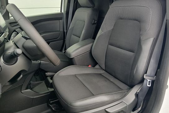 Renault Kangoo L1H1 Zabudowa Warsztatowa