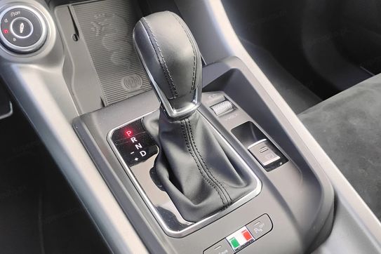 Alfa Romeo Tonale PHEV Q4 Veloce