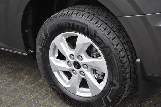 Ford Transit Custom Kombi M1 L2H1 340 PHEV CVT