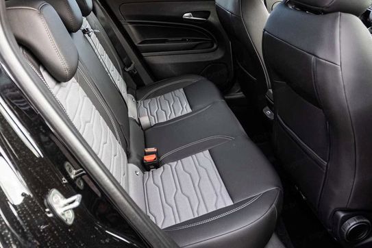 Jeep Avenger Upland 1.2 Hybrid 4xe