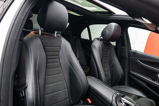 Mercedes Klasa E E 220 d 4-Matic AMG