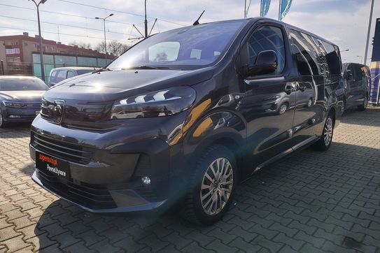 Peugeot Traveller BlueHDi