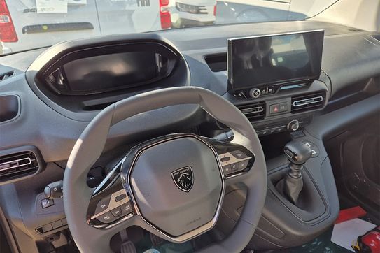 Peugeot Partner Van L2H1 Zabudowa Brygadowa