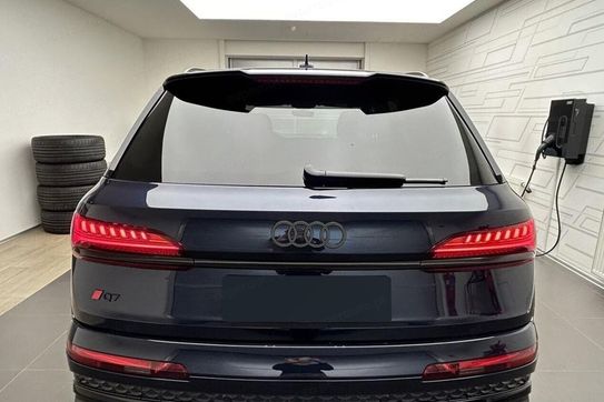 Audi Q7 50 TDI quattro S Line